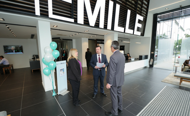 david-reception-greeting-guests.jpg