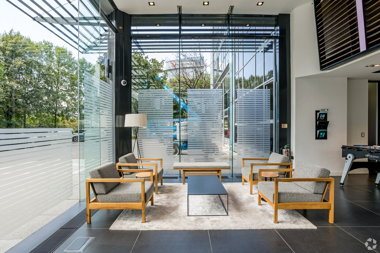 Reception Lounge.jpg