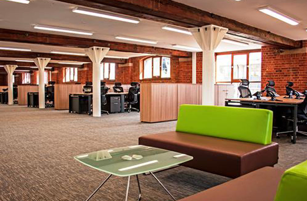 MANAGED OFFICE ubc-southampton_bespoke.jpg