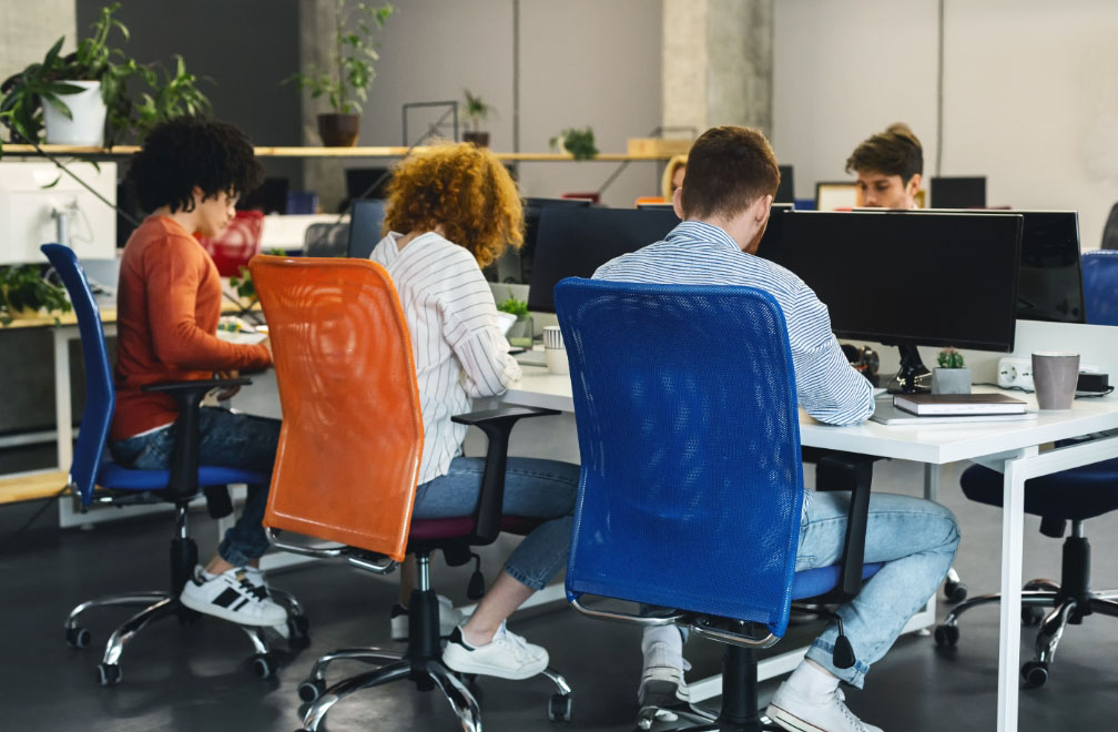 SHARED WORKSPACE AdobeStock_323883863.jpg
